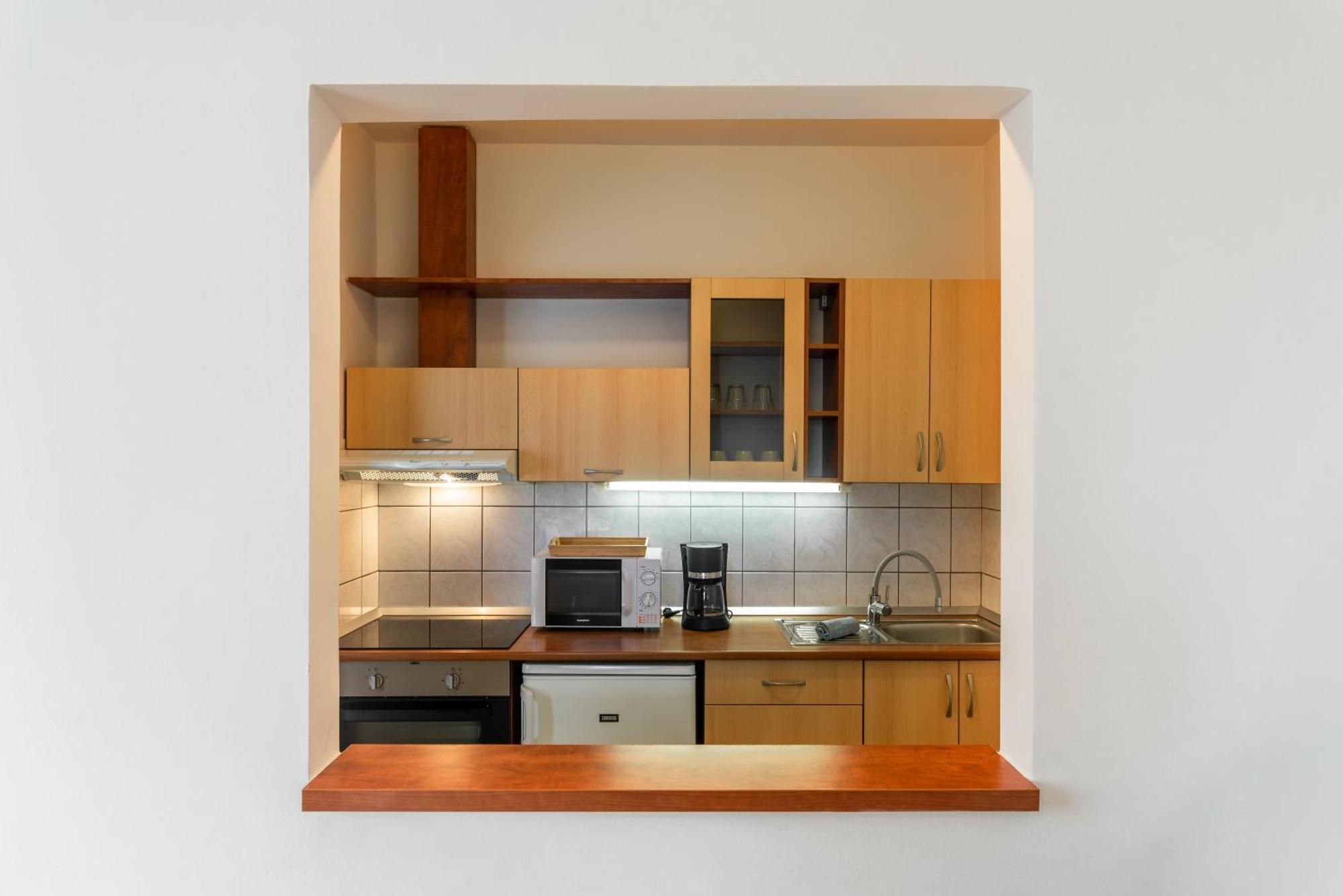 Holdvirag Hotel Sarvar Luaran gambar