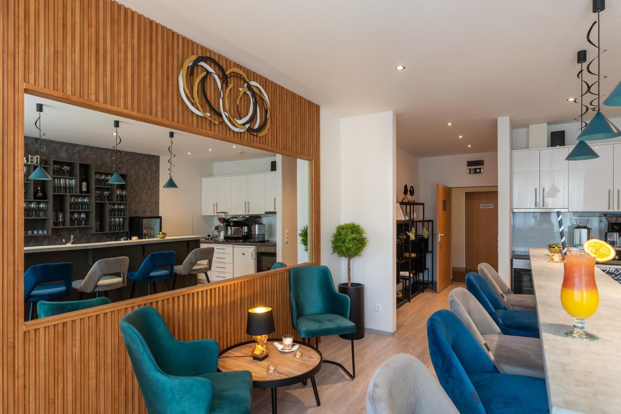 Holdvirag Hotel Sarvar Luaran gambar