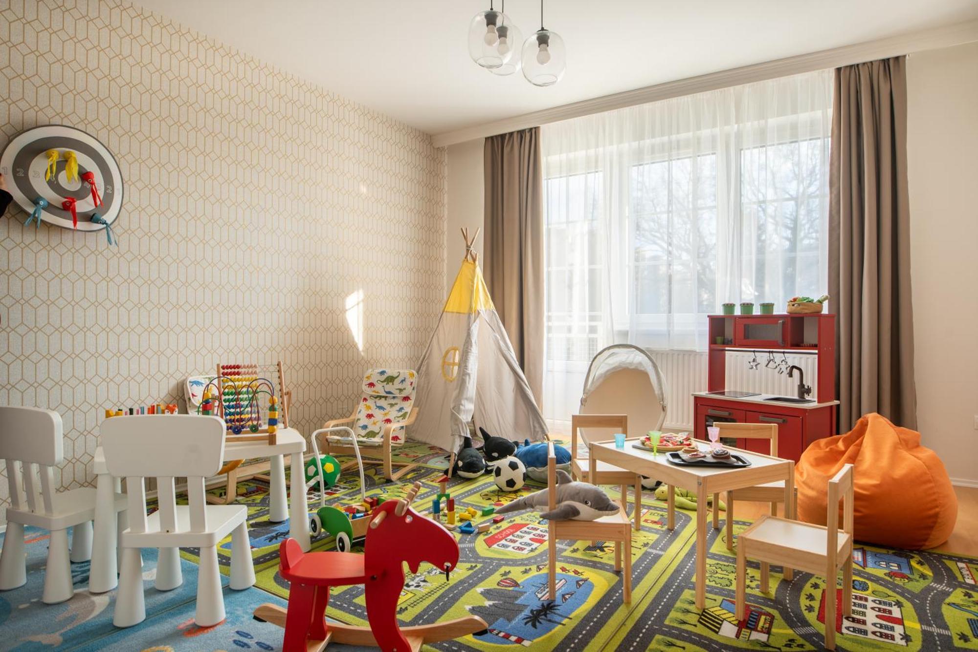 Holdvirag Hotel Sarvar Luaran gambar